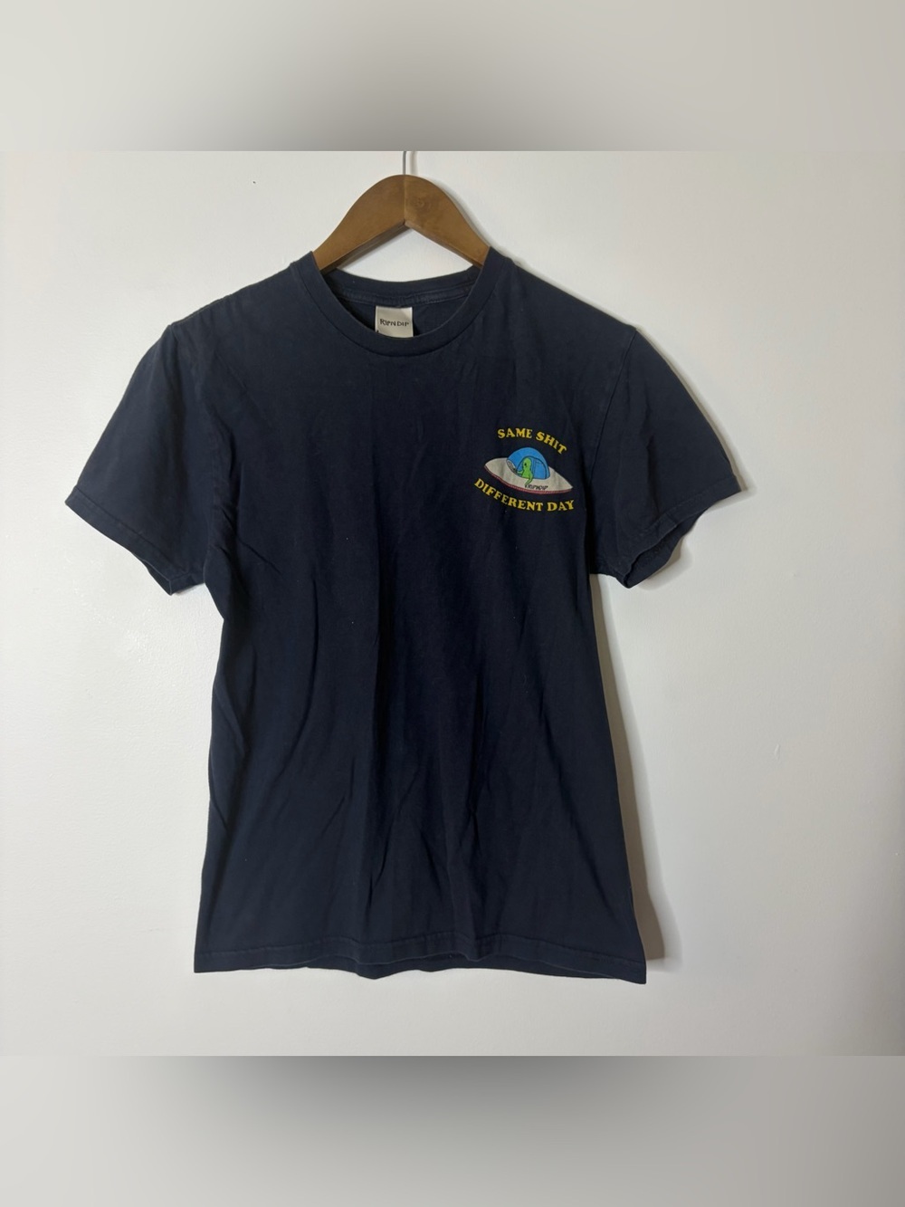 RIPNDIP Navy Tee Alien Graphic Small